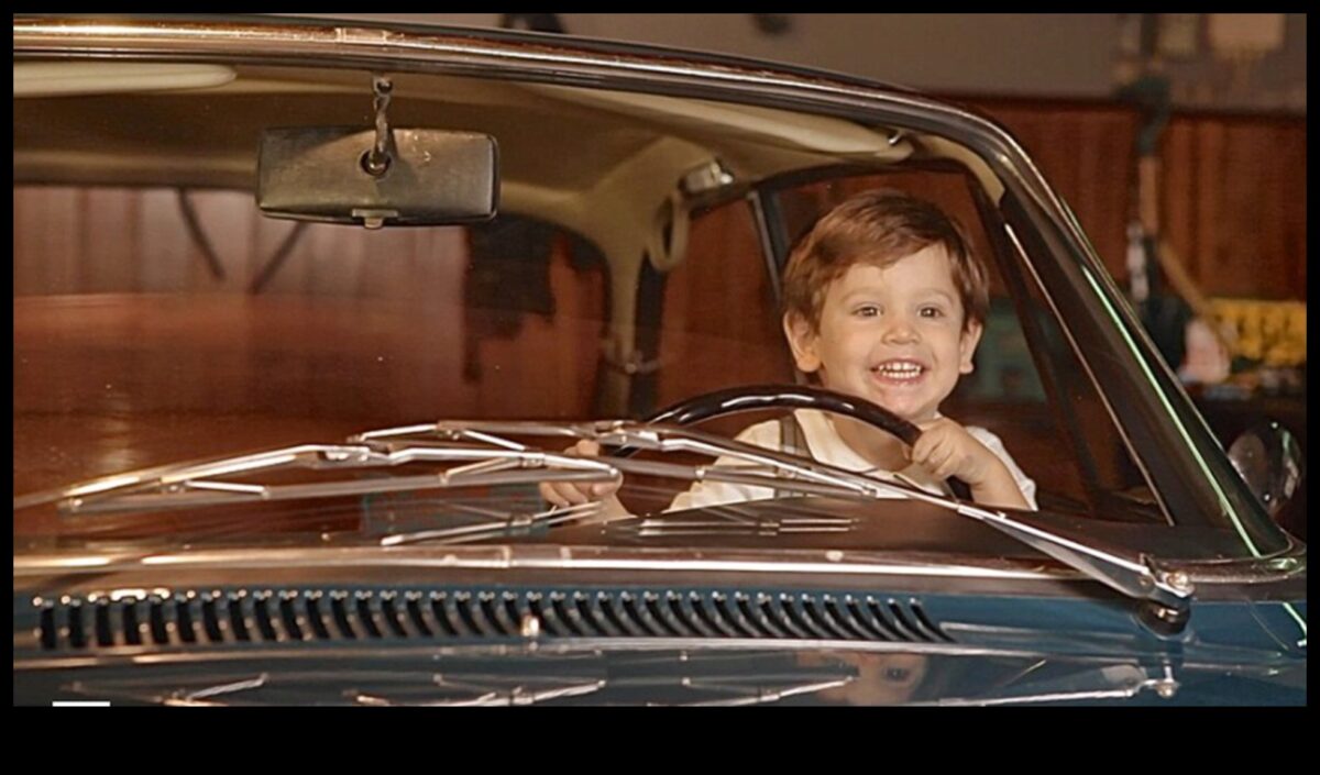 القيادة عبر الذكريات: السيارات الكلاسيكية والرحلات العاطفية