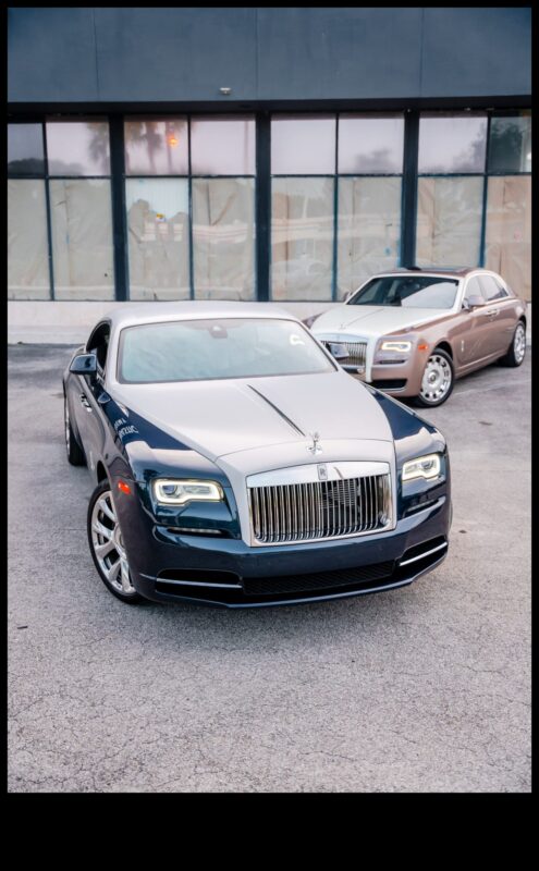 صياغة البذخ: الفن الدقيق لبناء السيارات الفاخرة