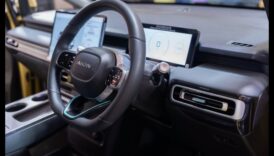 أوديسي العجلات البيئية: رحلات واكتشافات في عالم المركبات الكهربائية